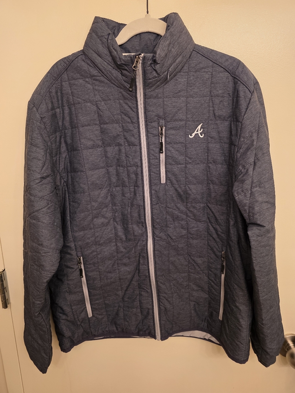 Cutter & Buck Atlanta Braves Heathered Navy Quilted Zip-Up Jacket
